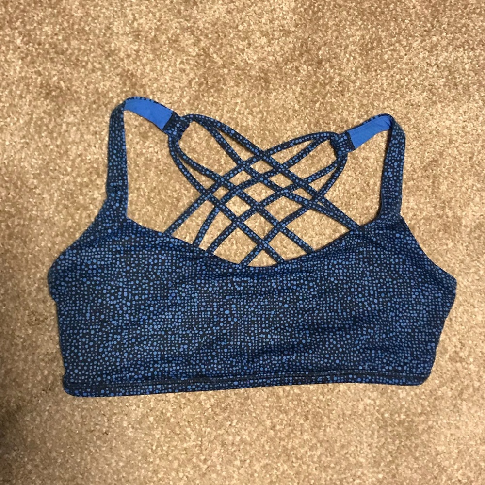 Lululemon Free to Be Wild